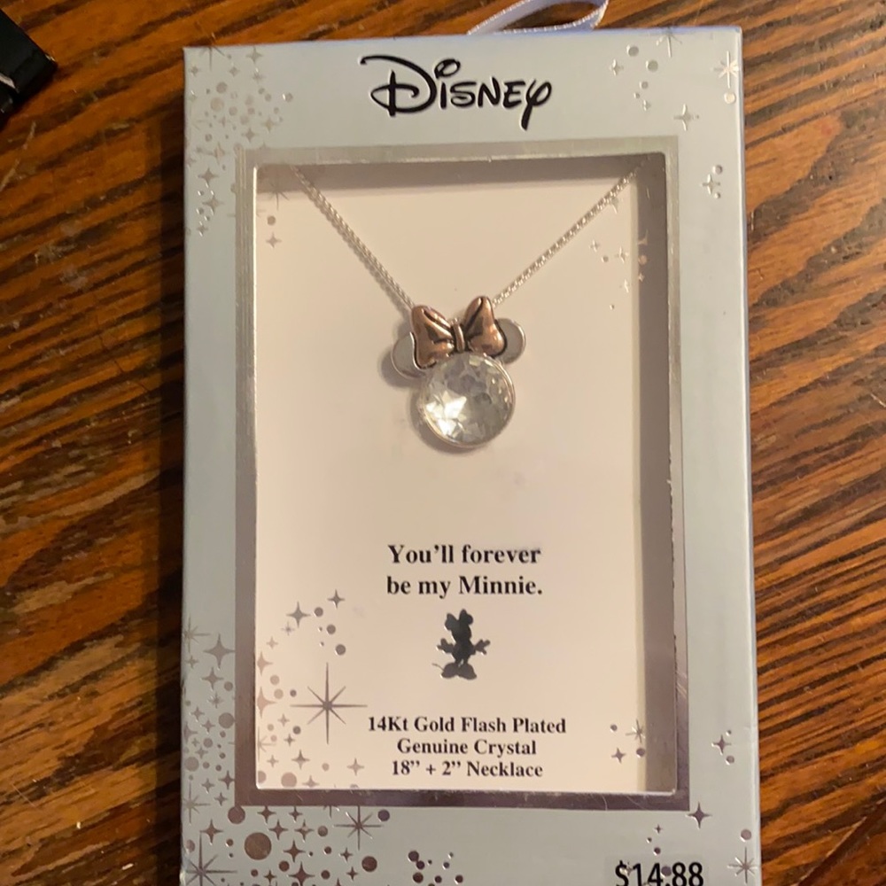 Minnie necklace